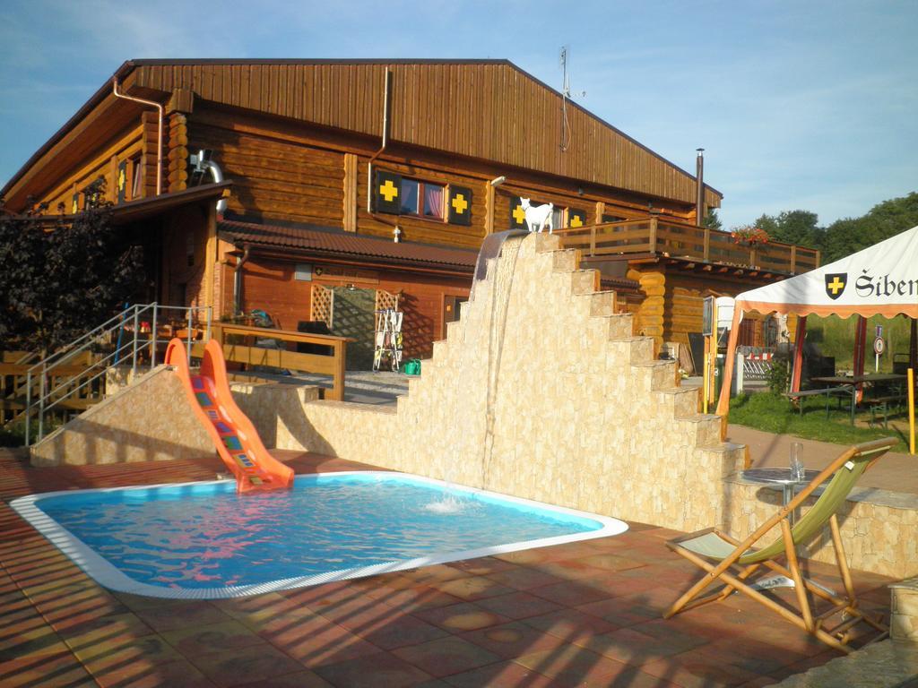 Sport-Hotel Sibenicni Vrch Mnichovice Exterior photo