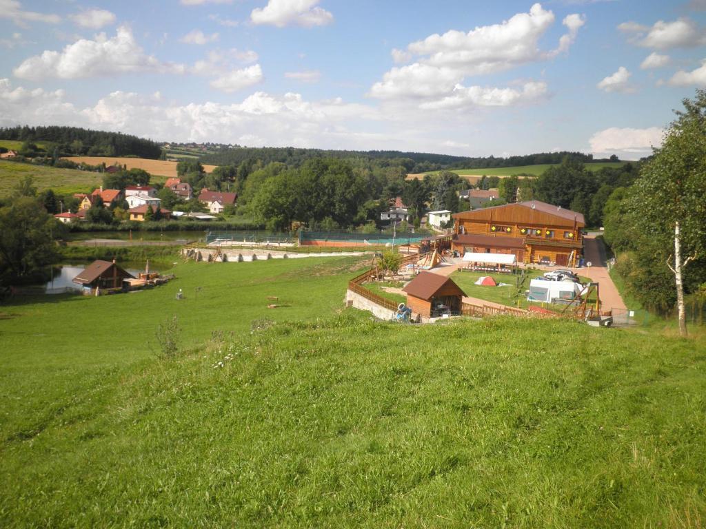 Sport-Hotel Sibenicni Vrch Mnichovice Exterior photo